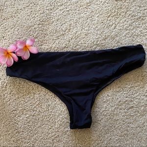 Black MAI DELUXE Active Bottom, size medium